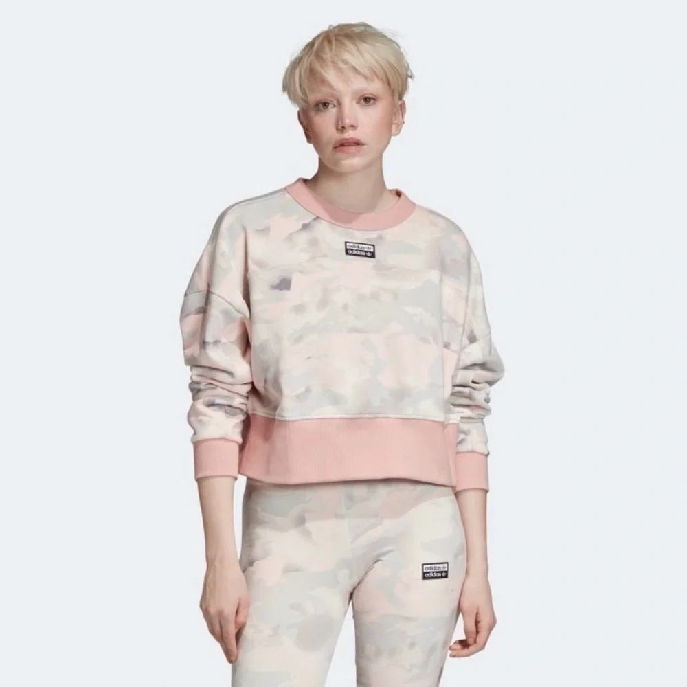 NWT Adidas Originals Camo Cropped Lounge sweatshirt Long Sleeves Top Size L NEW